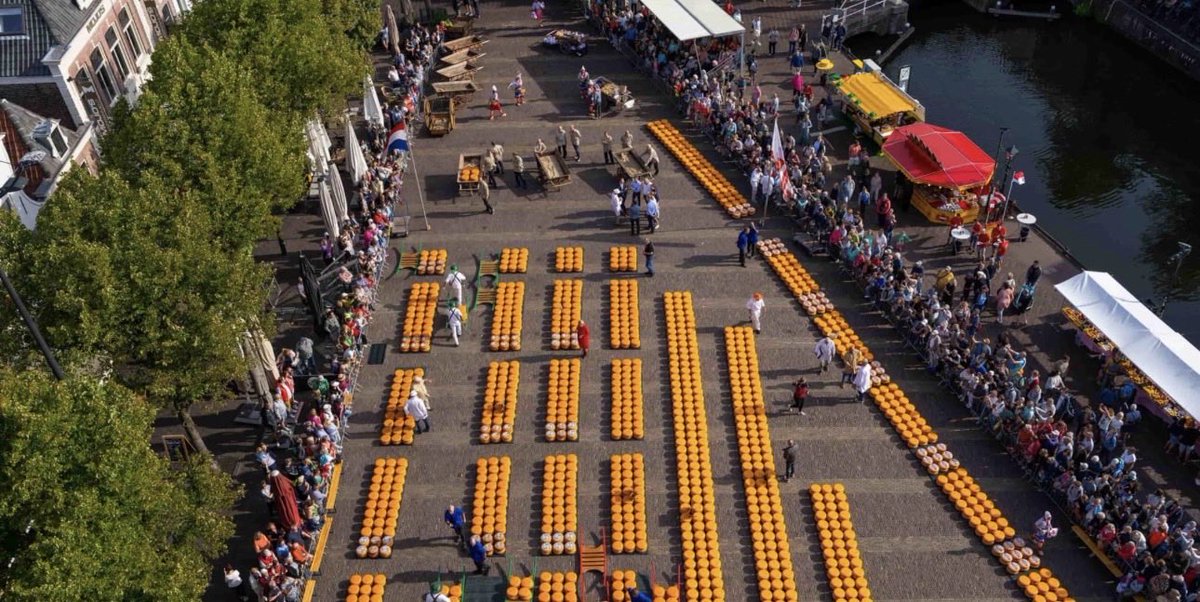 response_event's tweet photo. Vandaag zijn wij gestart met het verzorgen van de EHBO op de kaasmarkt in Alkmaar. https://t.co/olmeQ8YeNI