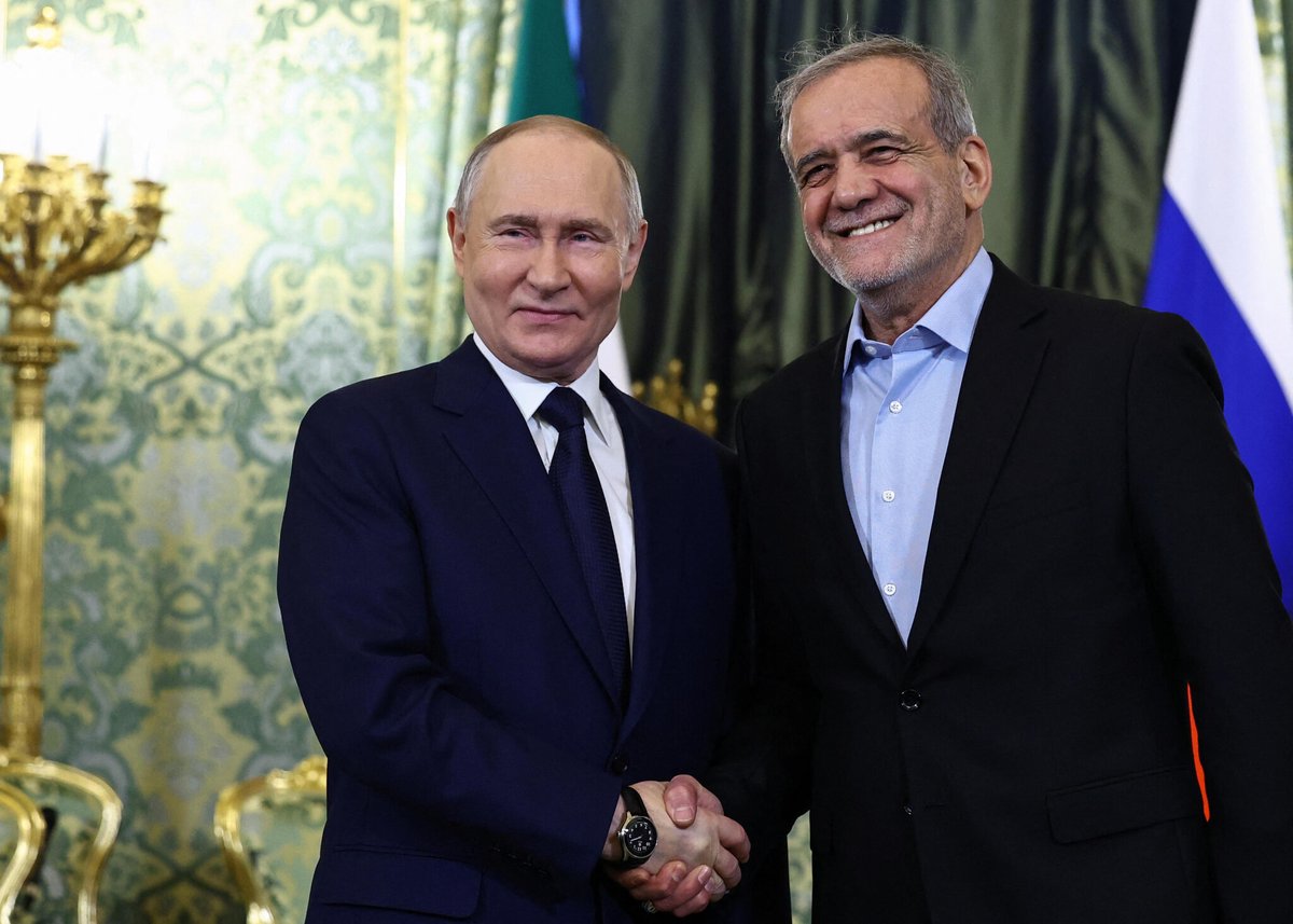 Le Parisien tweet media