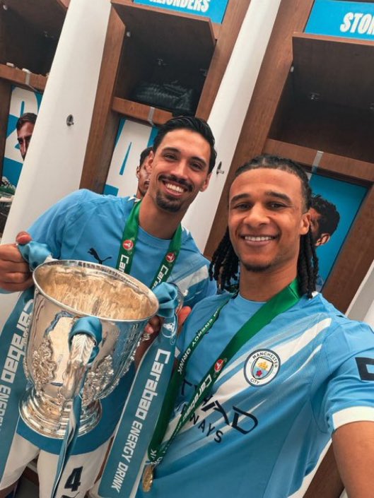 Sleeper Man City tweet media