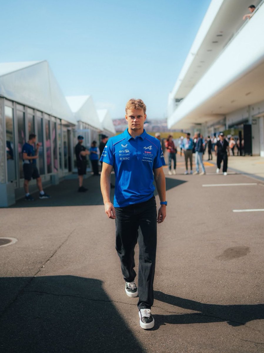 acervo paul aron tweet media