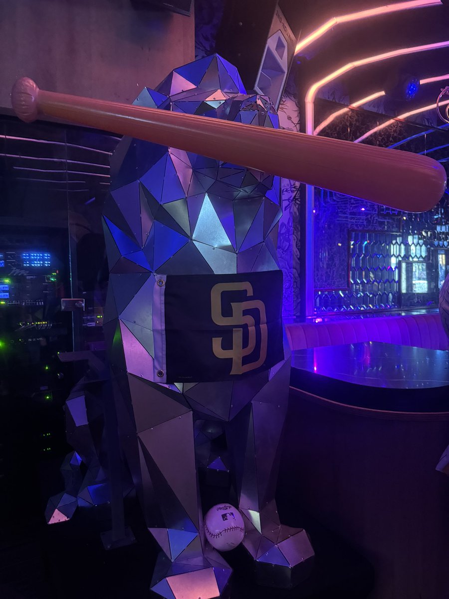 Coach Hop tweet media