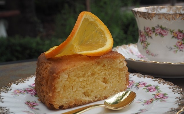 LancsMuseums's tweet image. ☕🍰 Step back in time at the Victorian Tea Room!
Enjoy homemade cakes, coffee &amp;amp; tea served on vintage china by costumed Victorian maids — all in support of the Friends of the #JudgesLodgings.
While you're here why not explore the museum too! 😃
www6.apps.lancashire.gov.uk/w/webpage/even…
#Lancaster