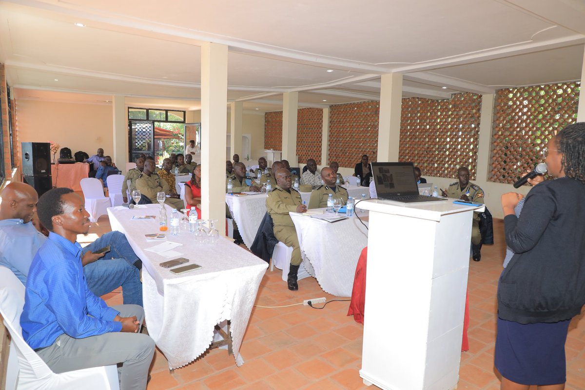 Uganda Police Force tweet media