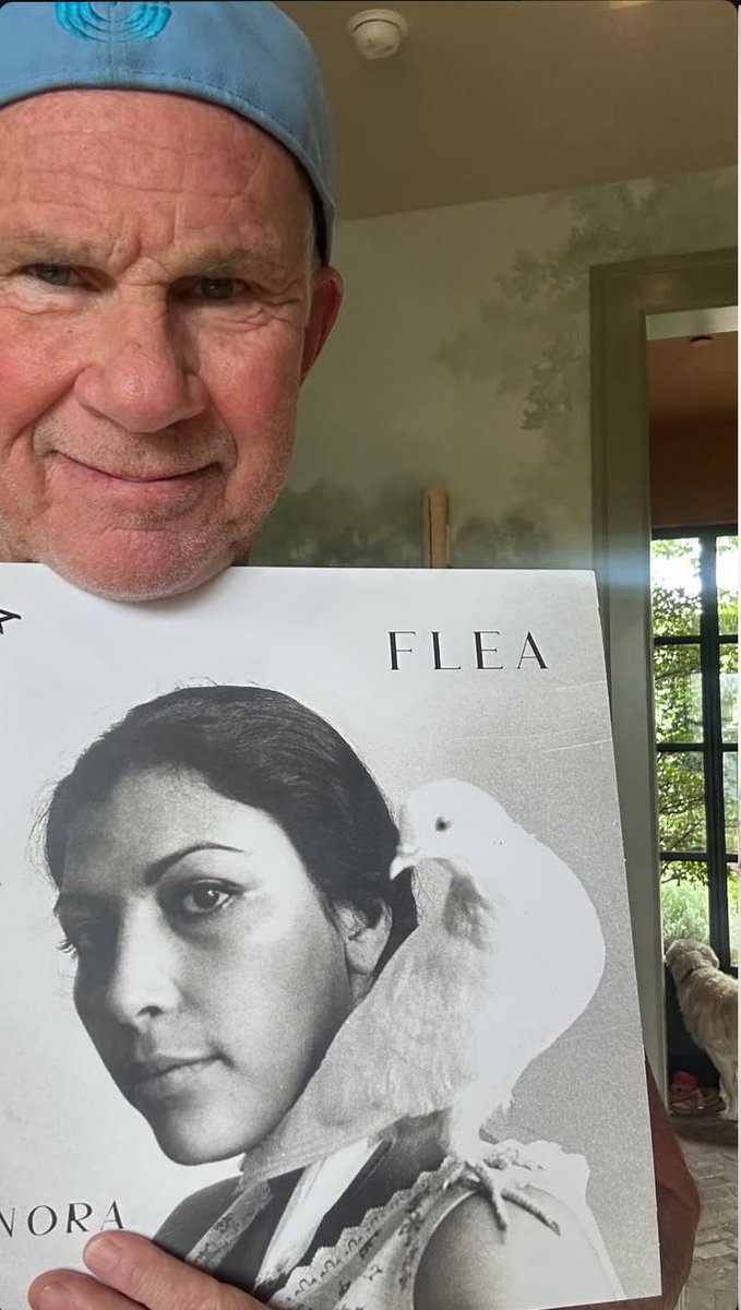 RHCP Brasil tweet media