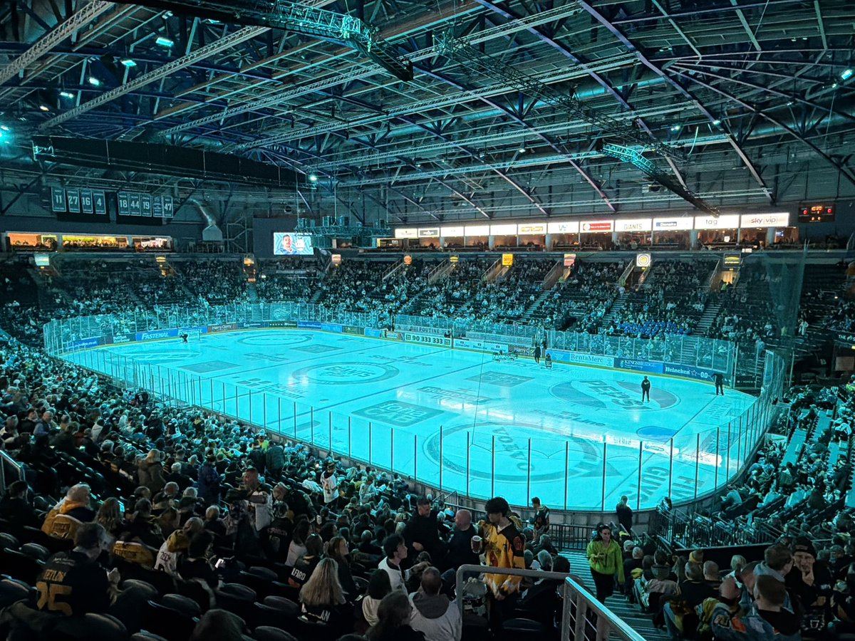 Here we go again. The start of another Belfast double header. 

Probably the best weekend of the hockey regular season.

Let’s go <a href="/PanthersIHC/">Nottingham Panthers</a>. 

#PanthersNation