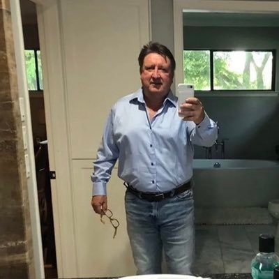 Frankie Pumps👠🥃 tweet media