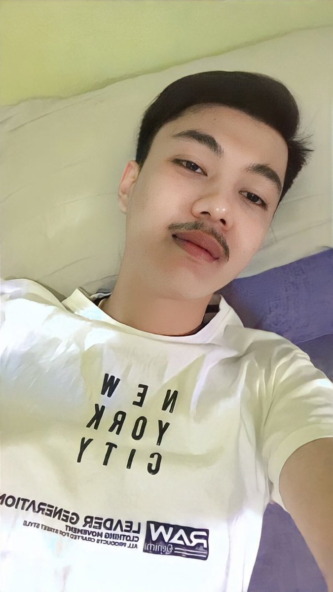 View chumphon tweet media