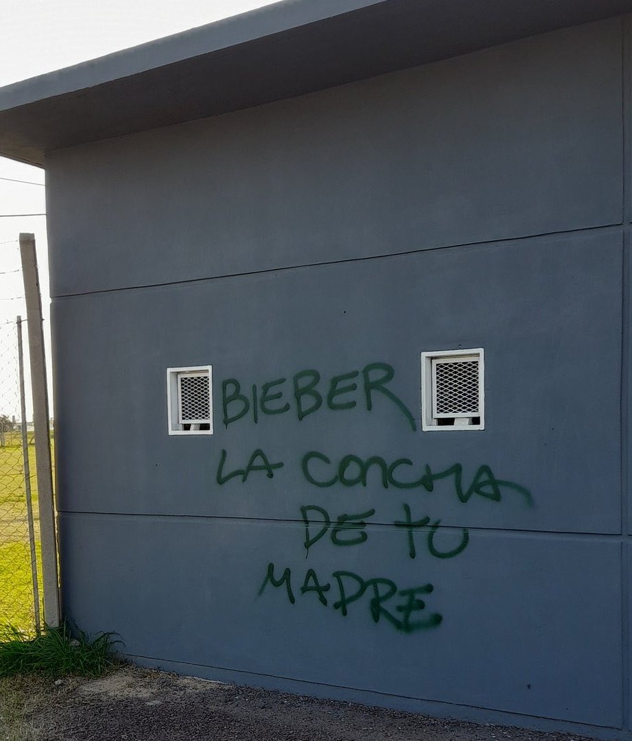 ｓｗａｇ tweet media