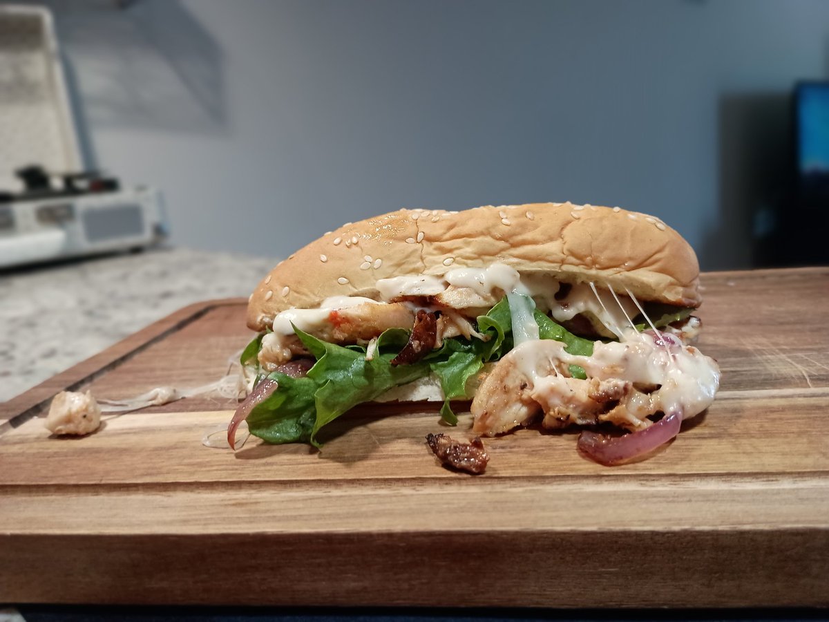 D Vargas tweet media