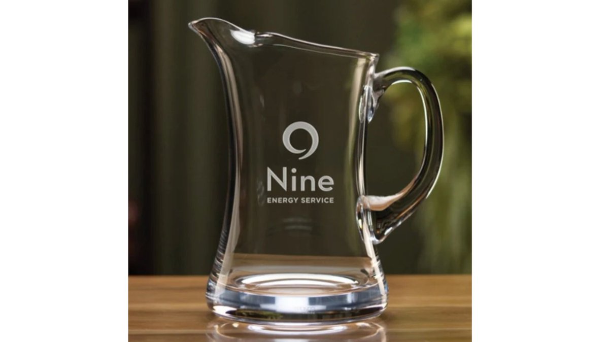 EngravingGifts's tweet image. Keep your brand front-of-mind with elegance! 🥂
 Engrave your company logo right on the glass for a lasting, visible reminder of your brand's excellence.
A gift that truly makes an impression.
#CorporateGifts #BrandAwareness #LogoBranding #ExecutiveGift  personalizedengravedgifts.com/collections/ca…