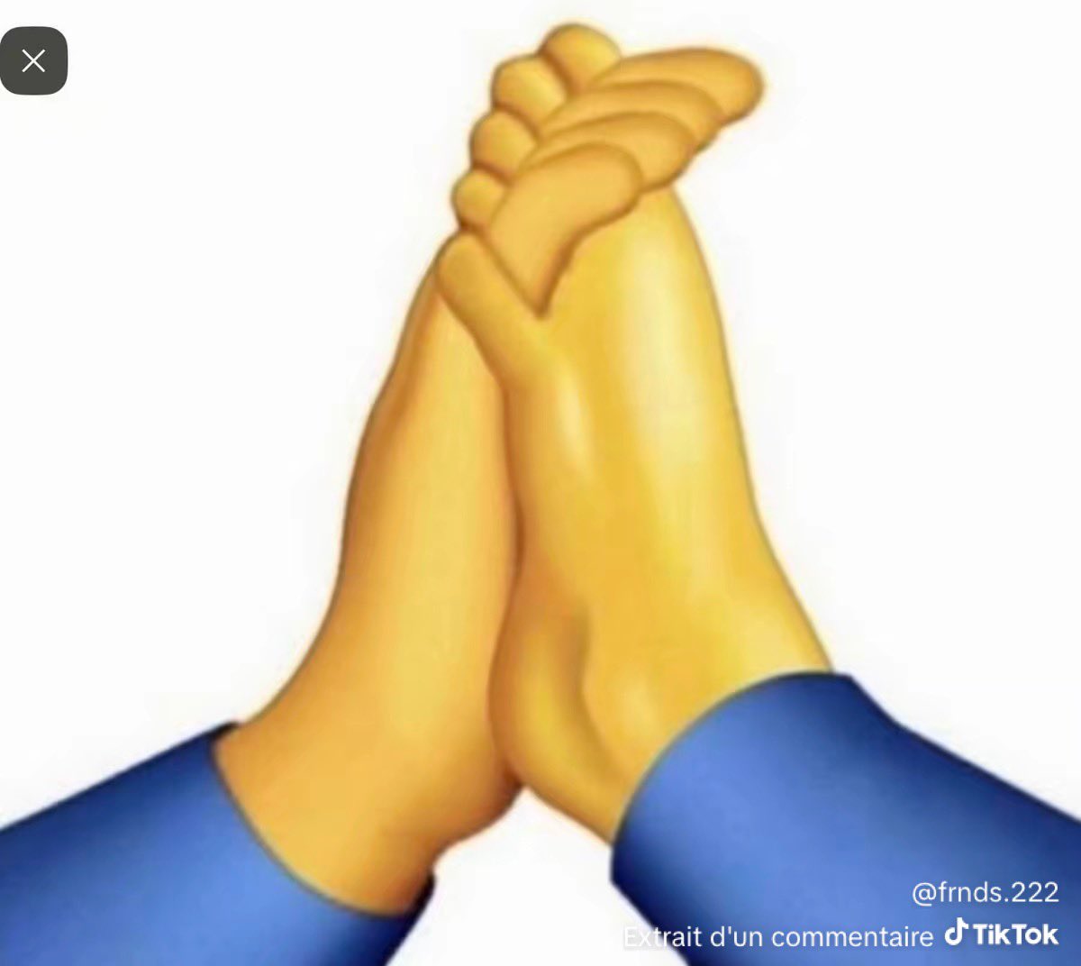 𝐶𝑒𝑙𝑖𝑎 tweet media