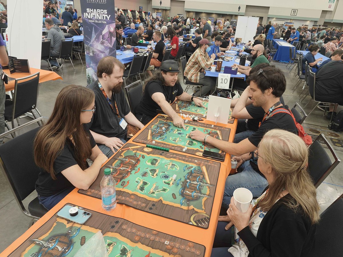 solis_studio's tweet image. Six Sided Seas.... Sailin' through life, one 'arrr!' at a time. #boardgames #cardgames #tabletop #gencon #gencon2025 #massiveverse