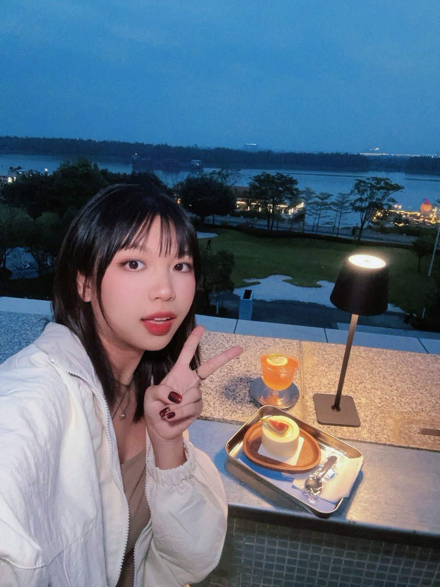 Alexandra Sheriff tweet media