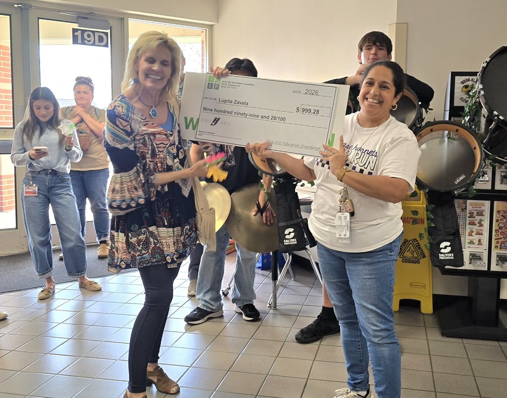 Hood-Case Elementary tweet media