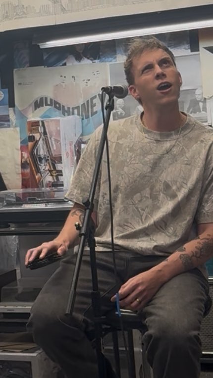 Jo in Action 💖 tweet media