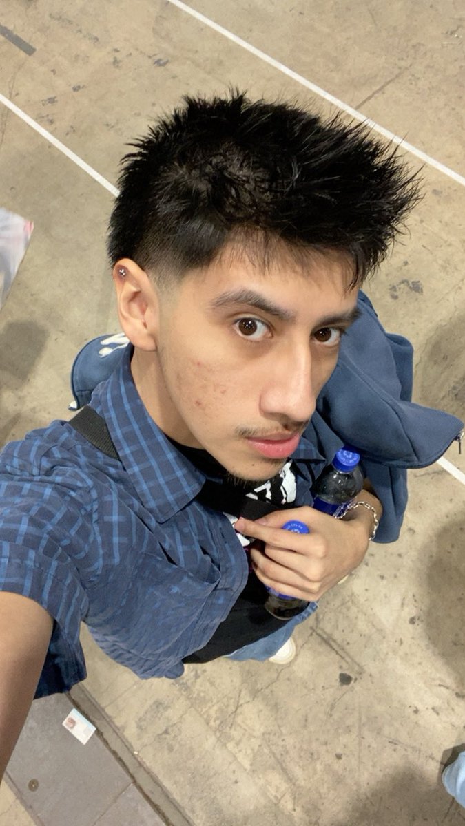 xologang tweet media