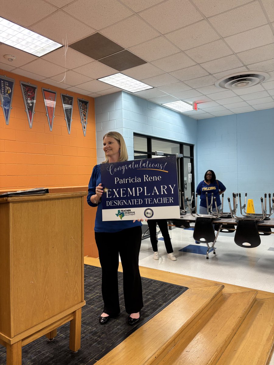 ChannelviewISD's tweet photo. Congratulations to Patricia Rene from @AliceJohnsonJrH for earning Teacher Incentive Allotment! She was a teacher at @HamblenElem last year. https://t.co/COeZN9n2sR