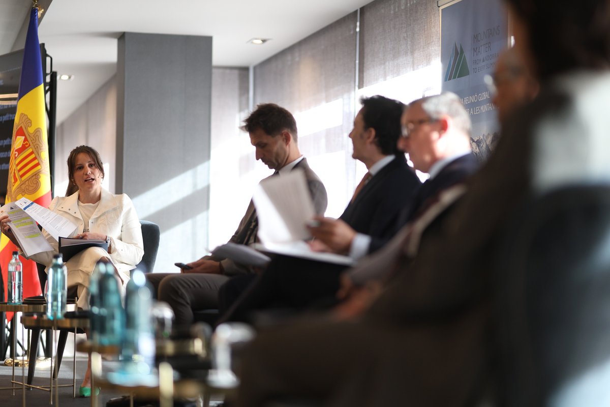 Earth Negotiations Bulletin tweet media