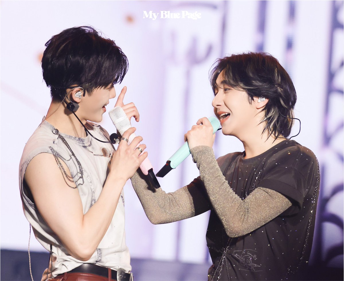 ᴍy ʙʟᴜᴇ ᴩᴀɢᴇ tweet media