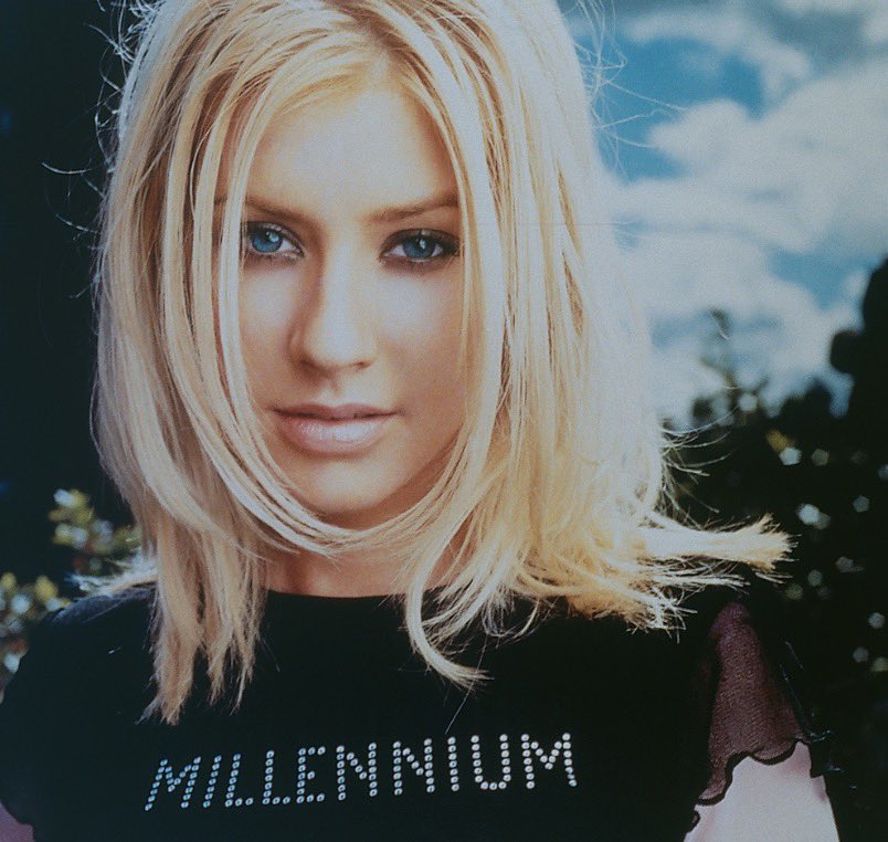 everything music & pop culture tweet media