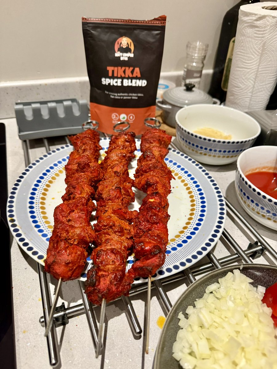 Matt Hutson tweet media