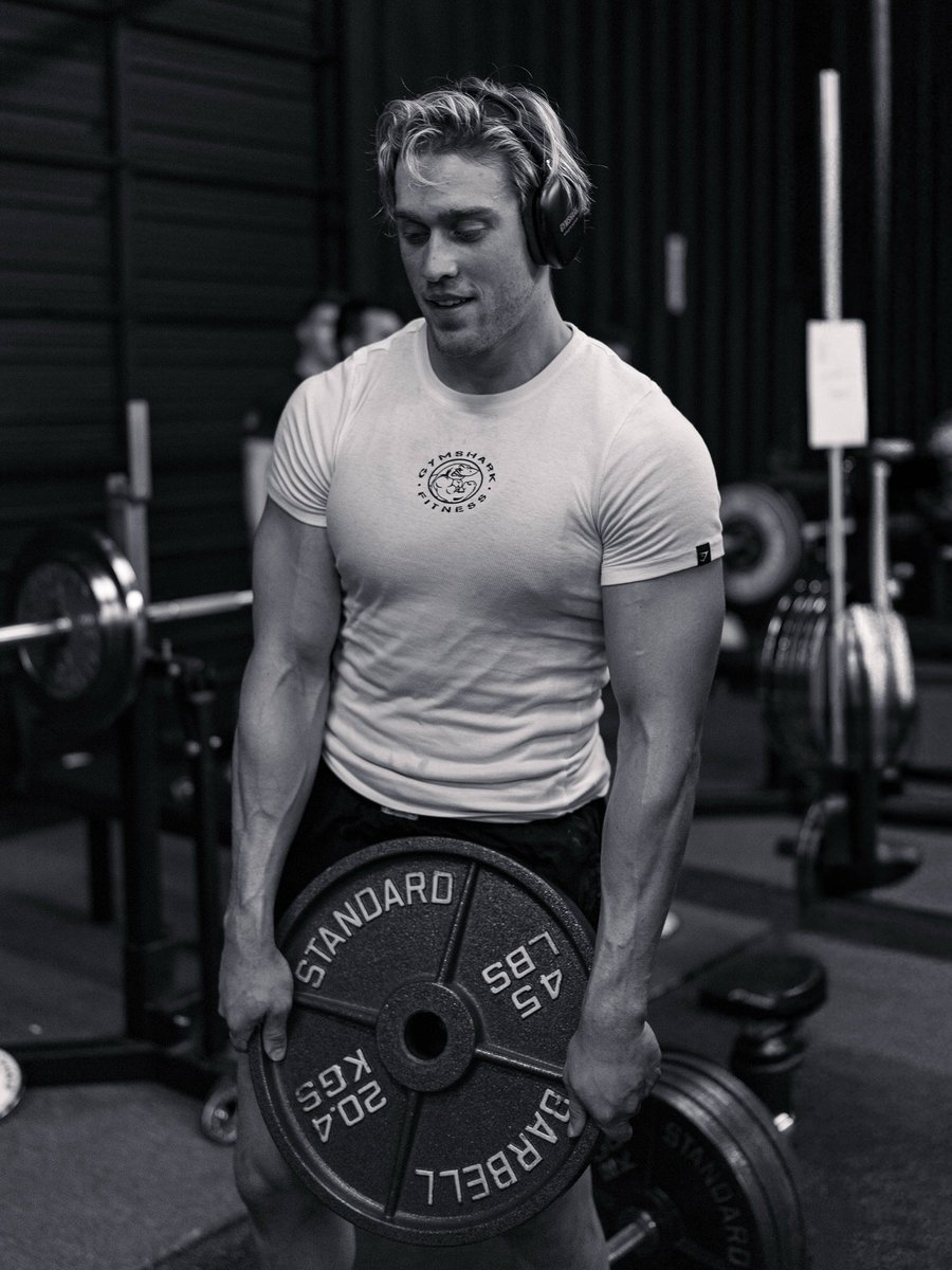 𝓒𝓪𝓭𝓮 𝓒𝓸𝓵𝓵𝓲𝓷𝓼 tweet media