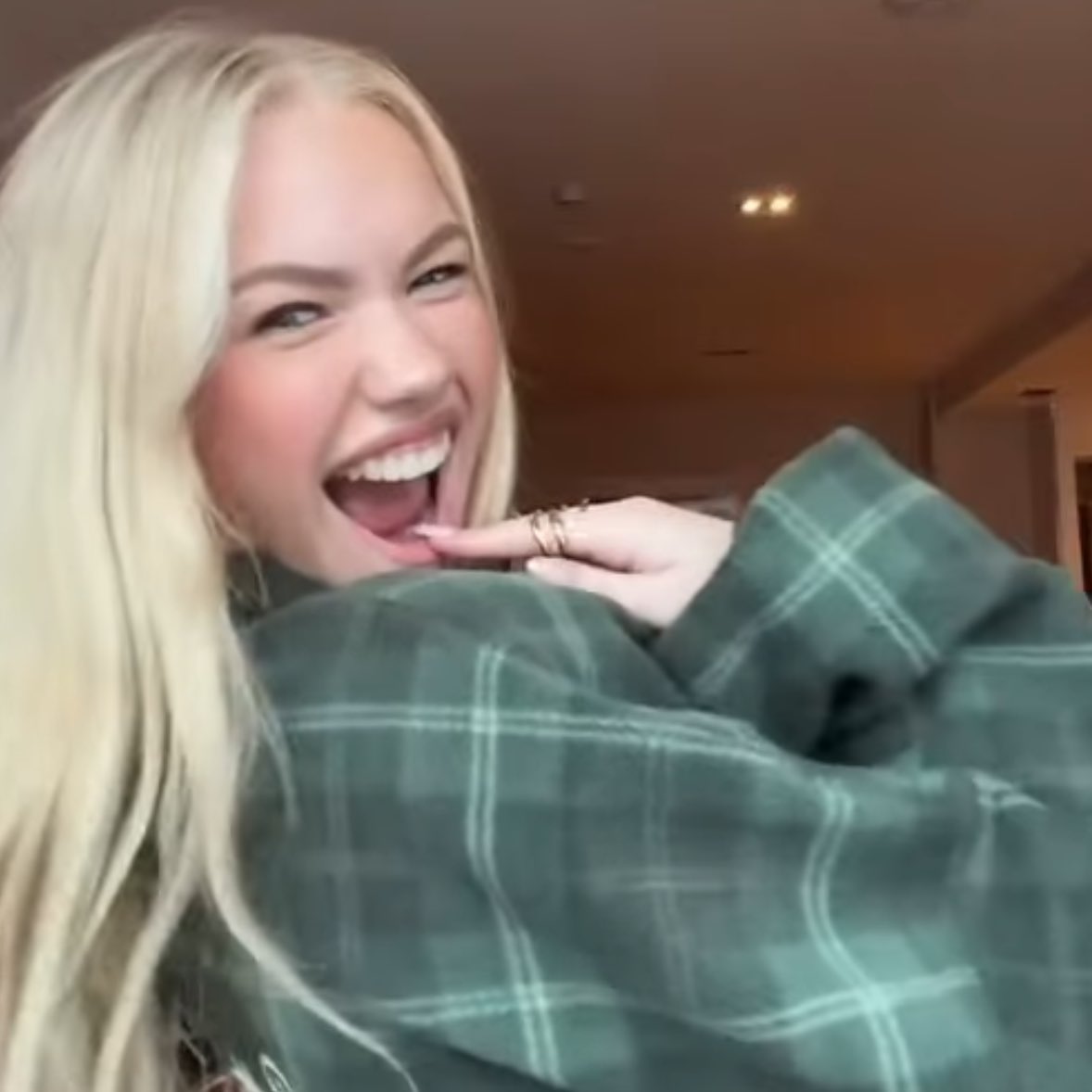 lilly ᵕ̈ tweet media