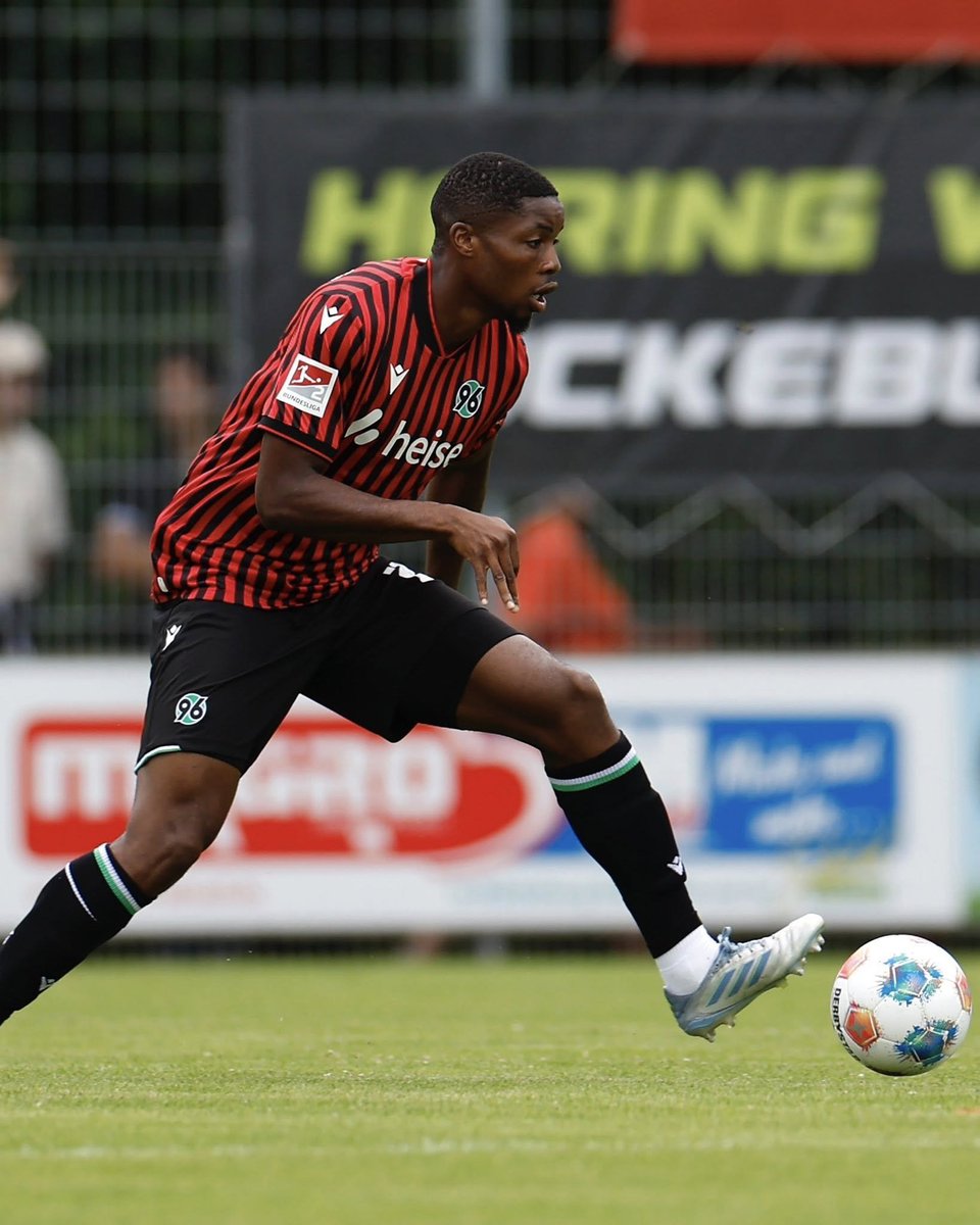 MuziBucs tweet media