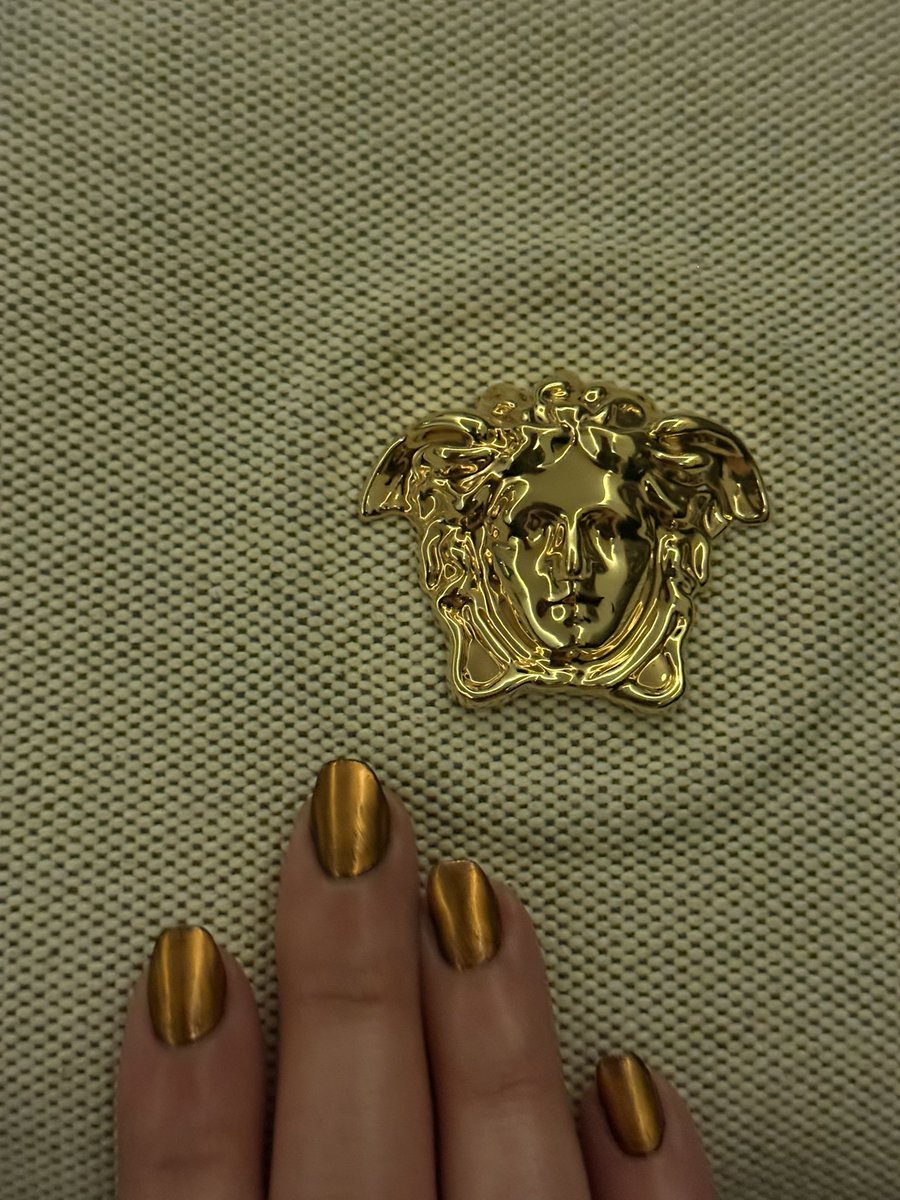 B 🐪🌴 tweet media