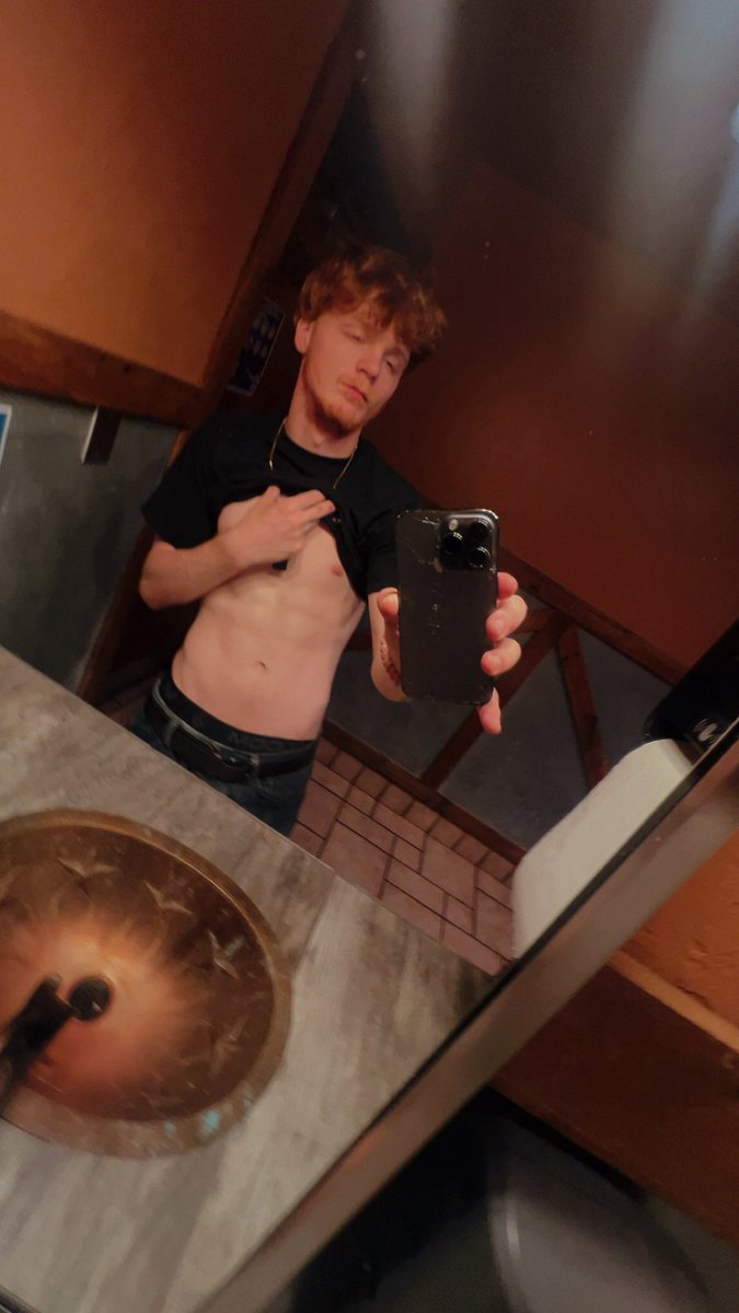 forbiddenging👹😶‍🌫️ tweet media