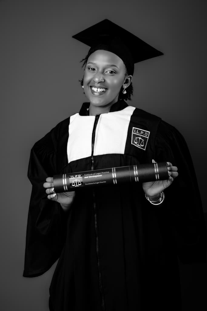 TumenyeAmategek's tweet image. Today, we proudly celebrate our Executive Director @Christe24947662 and Deputy Executive Director  @gasaro_gery on their graduation from the @LegalPracticeRW , A milestone that strengthens our mission and leadership!
#TumenyeAmategekoYacu 
#UmuturageKuIsongaUziAmategeko 
 1/2