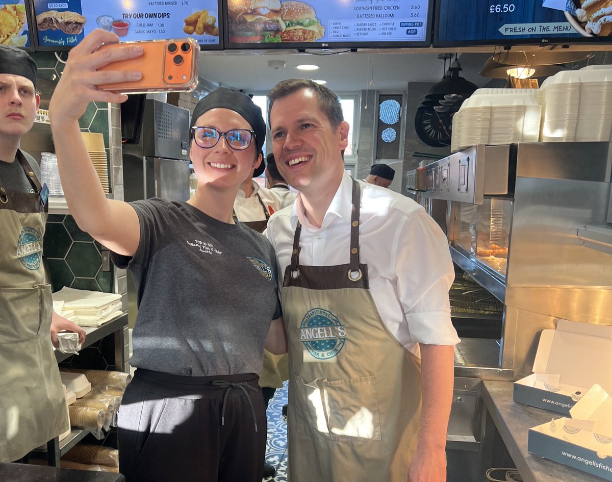 Robert Jenrick tweet media