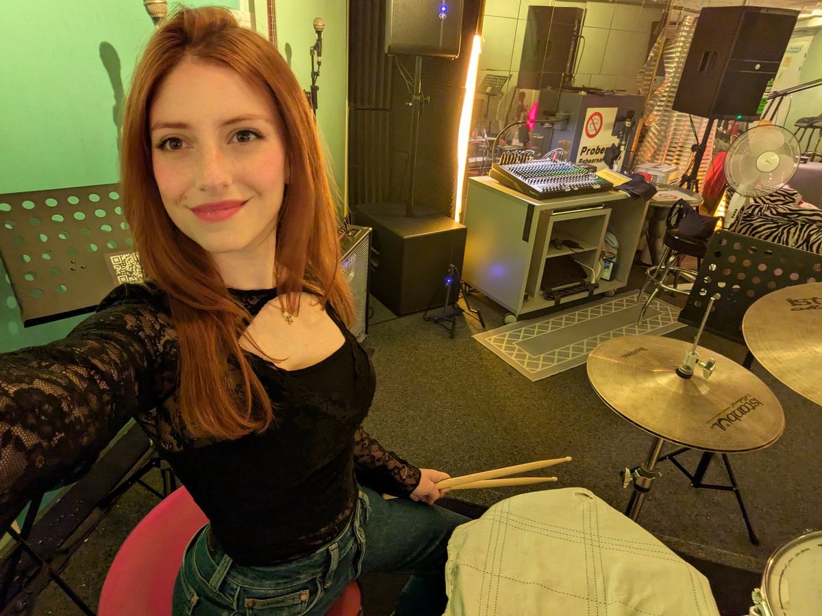 LaPetite🦋🍄 tweet media