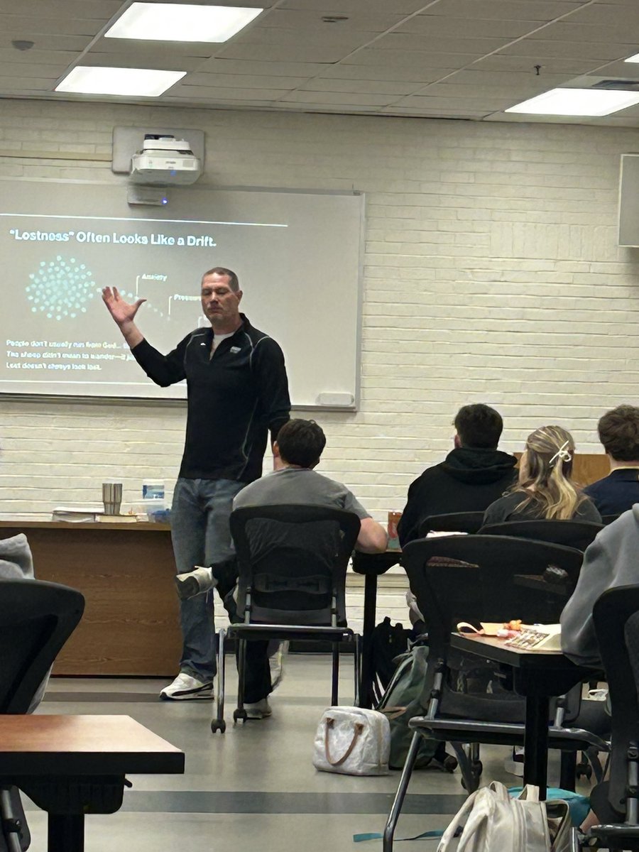 Lisa James tweet media