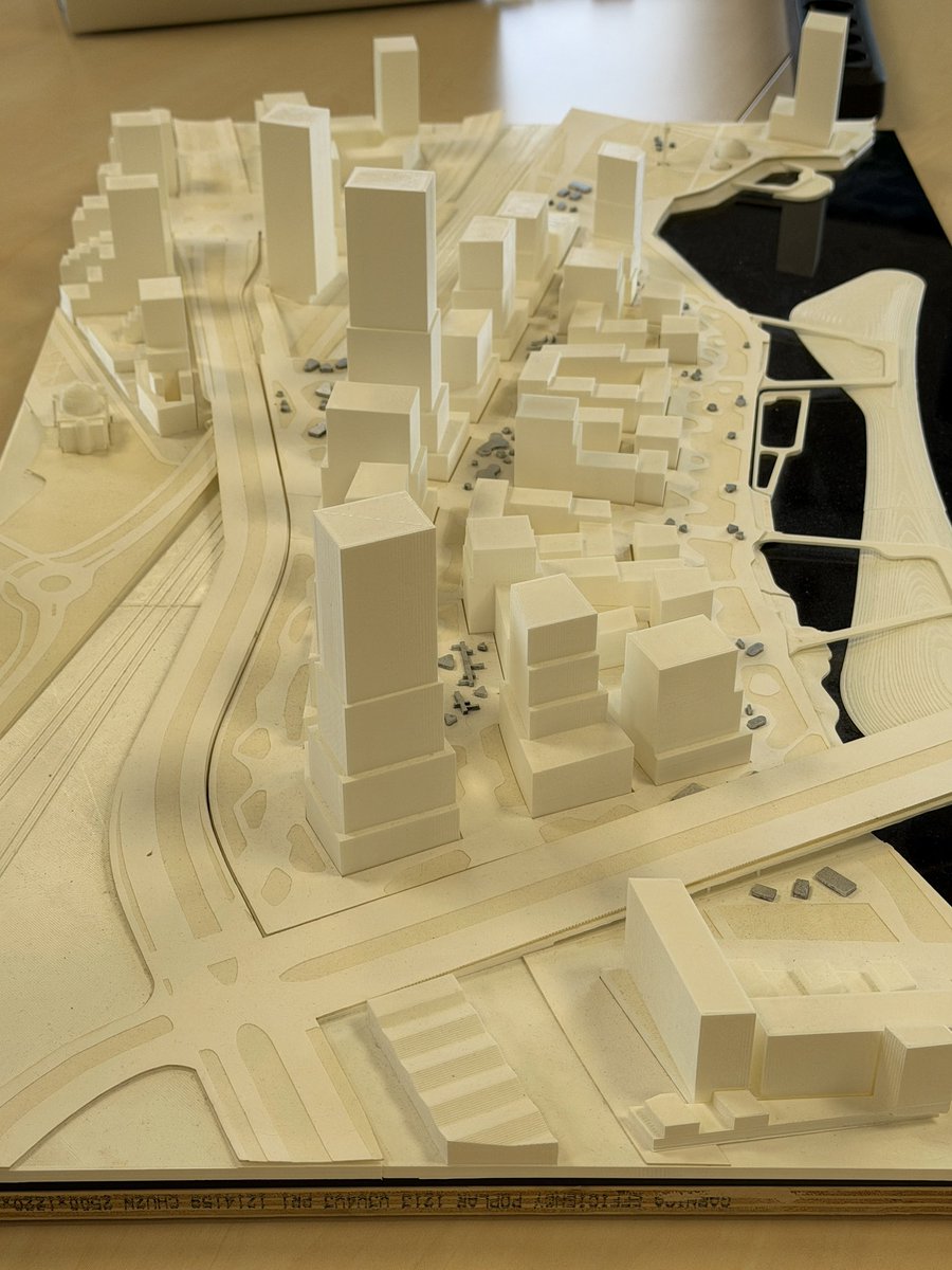 Robert van Asten tweet media