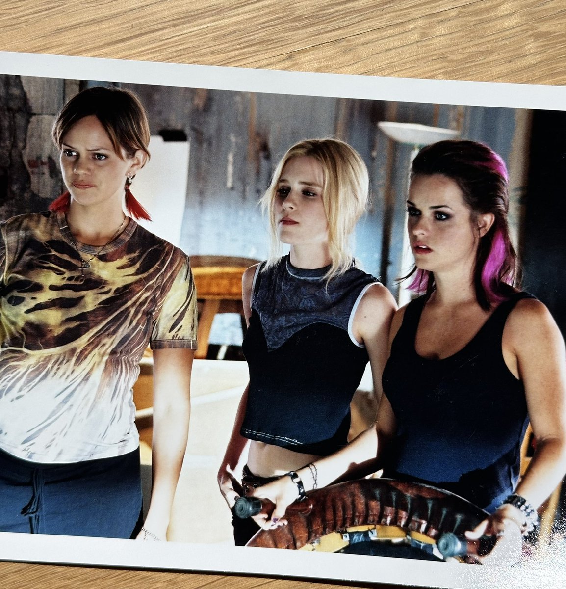 Alison Lohman tweet media