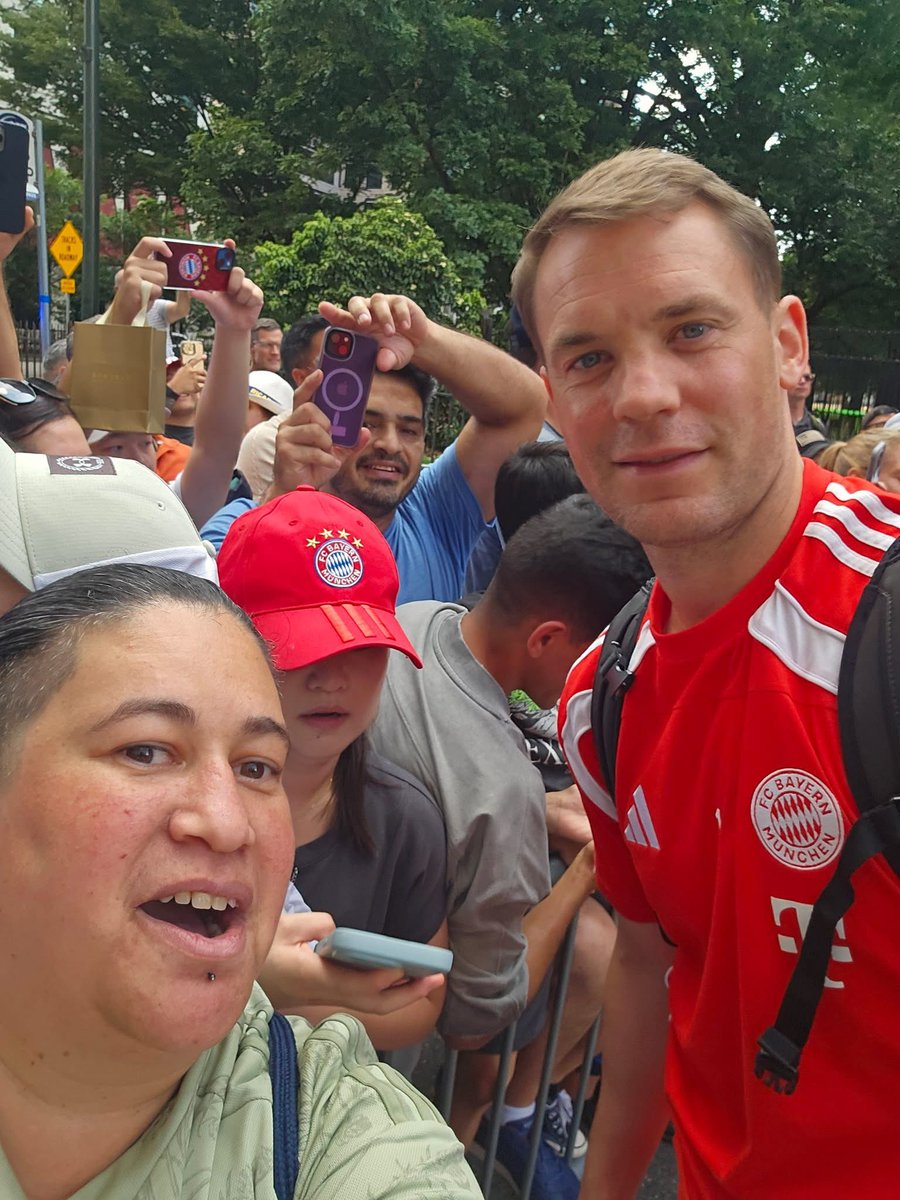 Bayern Red Ladies tweet media