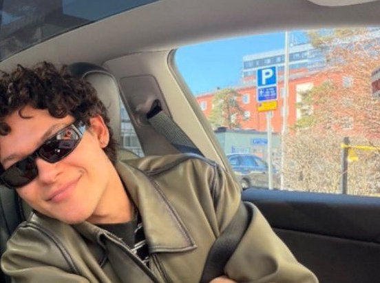 𝐋𝐚𝐮| omar stole my heart♥️ tweet media