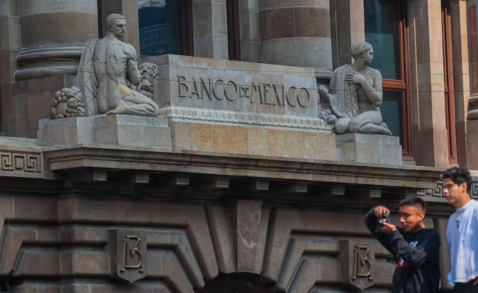 Espejo del Poder tweet media