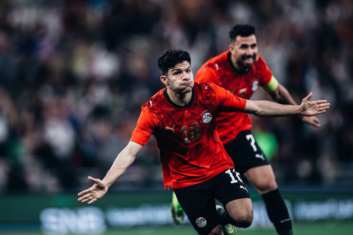 عمرو tweet media