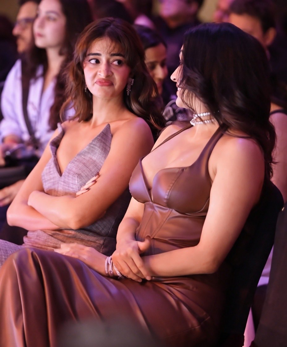 Mumbai_Cuckson tweet media