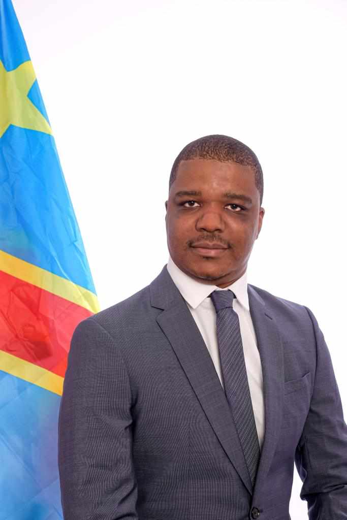 Ted Beleshayi (Parodie) tweet media