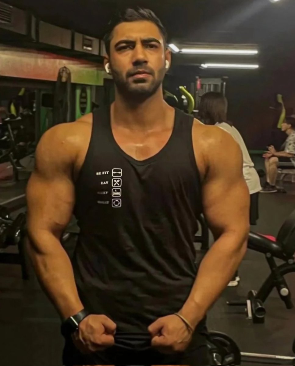 ℍ@𝕤𝕥𝕚 tweet media