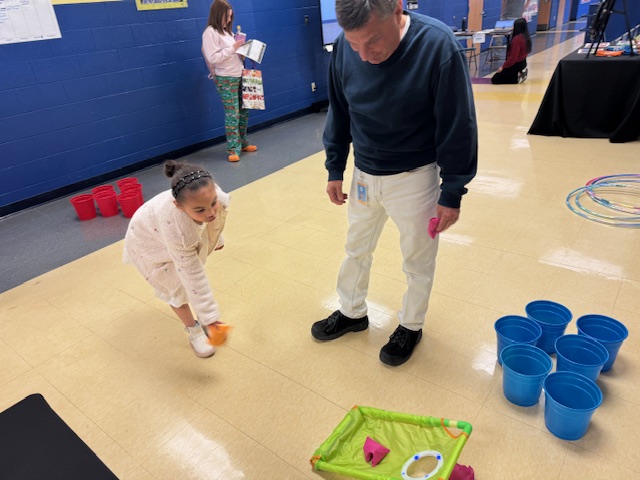 6D Commander tweet media