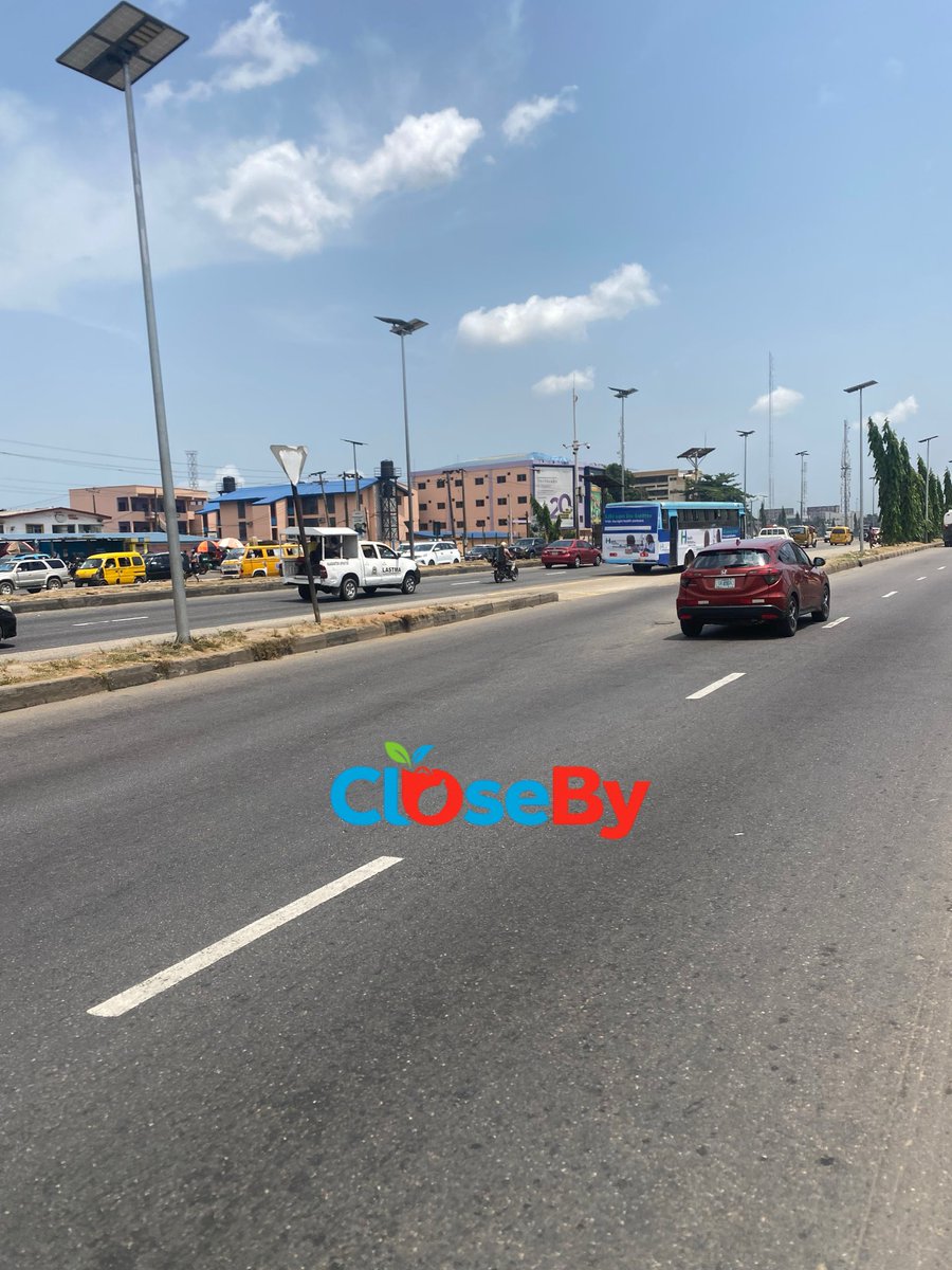 Closebyyyyyyyy's tweet image. I sabi road for lagos! I sabi road for lagos!! 
Oya where be this?
#CloseBy #Lagos #trending