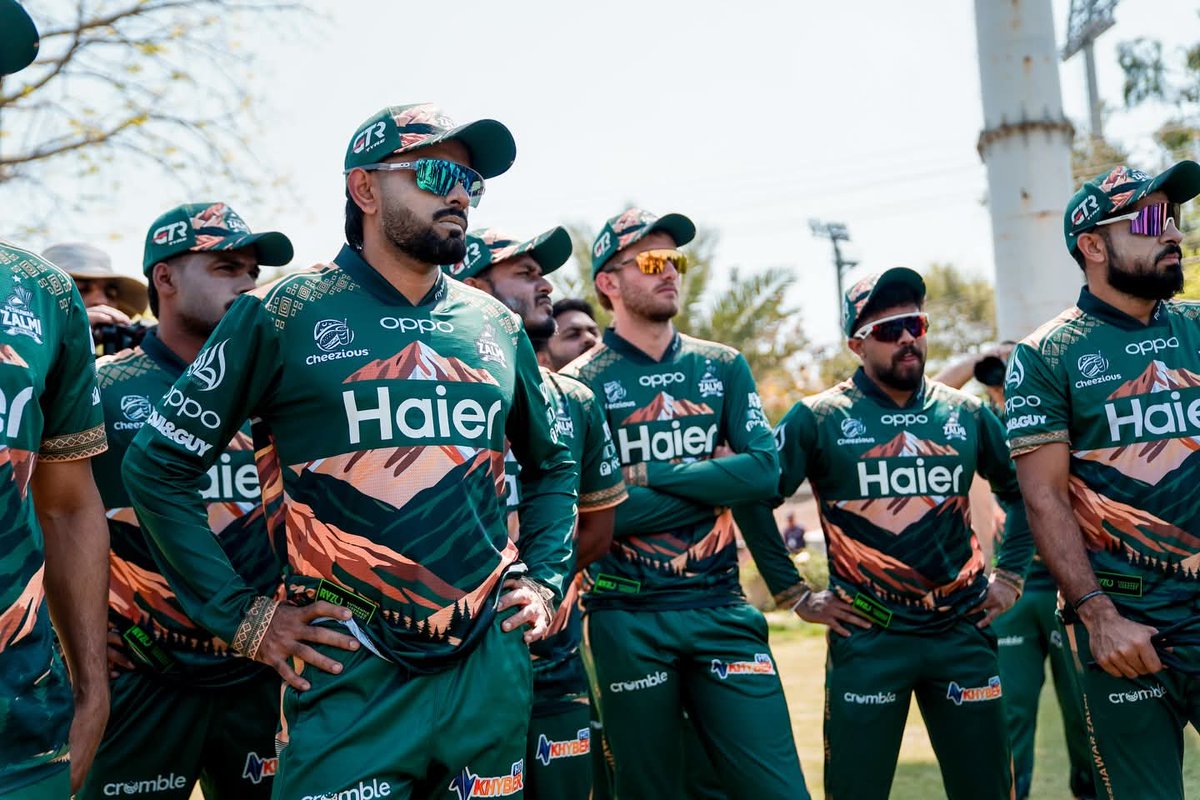 Awais 🇵🇰 tweet media