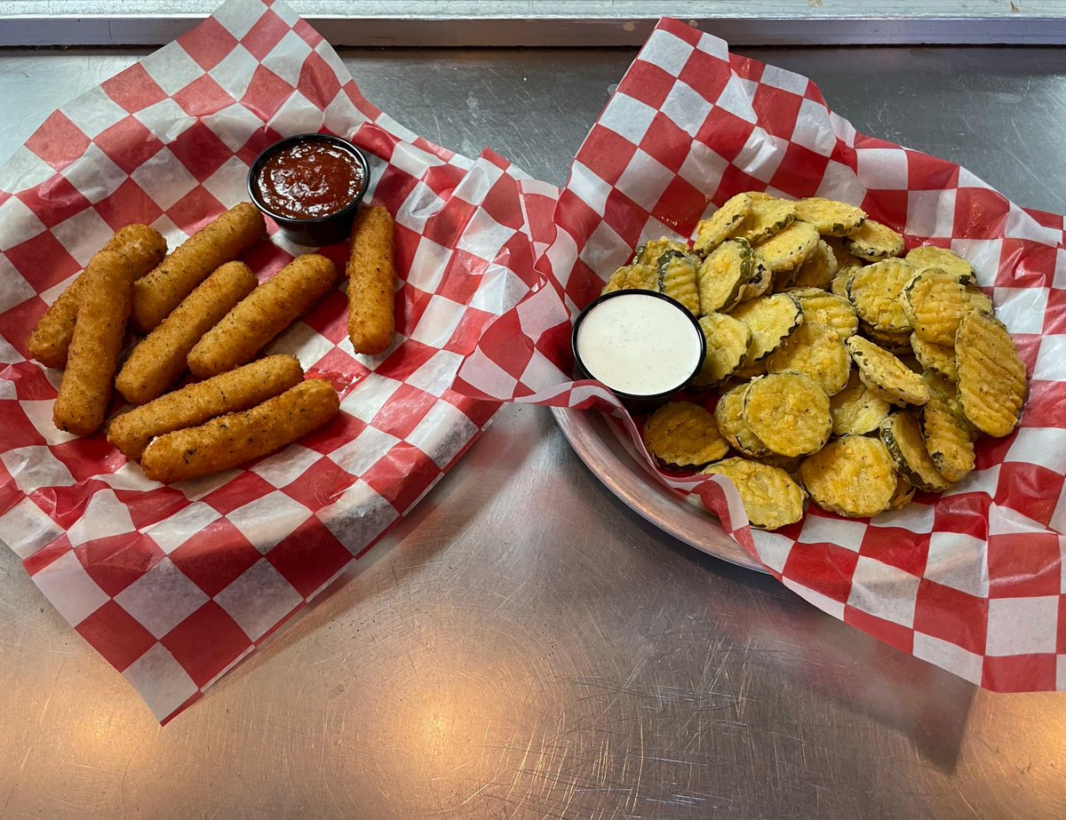 DickSez's tweet image. Ok now we're hungry🤤

#PuttingTheFUInFUN #FunForALL #ALLinFun #fyp #viral #trending #thingstodo #partytime #DicksLastResort #ChaosWelcomed #SarcasmServedDaily #GoodFoodBadAttitude #EatDrinkLaugh