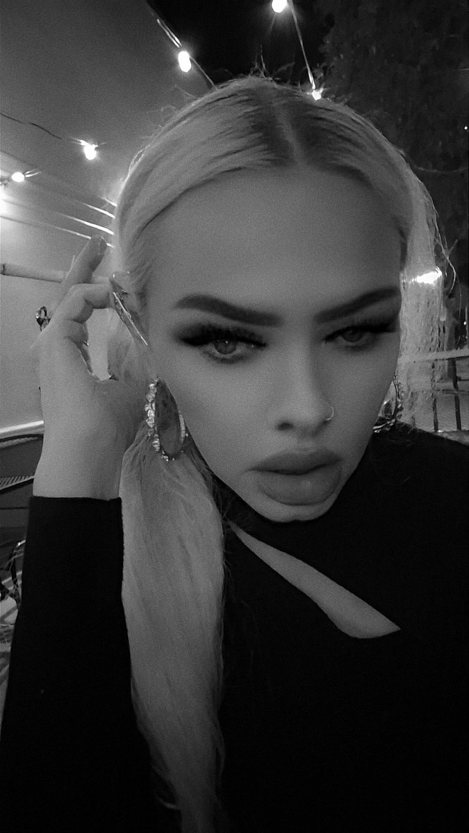 👄Shelly_Cali_Girl🌊🍭🥀 tweet media