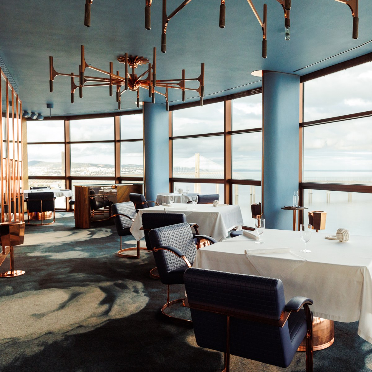 MichelinGuideUK's tweet photo. All About The MICHELIN Guide Portugal 2026

Discover everything from the new Two-MICHELIN-Star restaurant and the latest One-Star additions to the Bib Gourmands debuting in The MICHELIN Guide Portugal 2026

https://t.co/iI7CMSntdV https://t.co/xqM43KTPYL