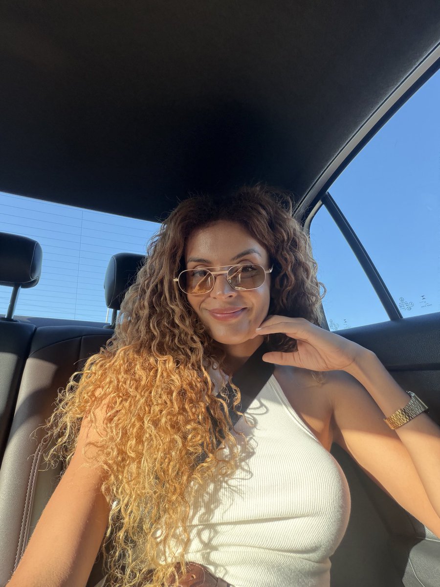 Gabriela Loran tweet media